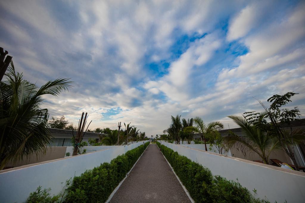 Angkor Rendezvous Hotel Siem Reap Bagian luar foto